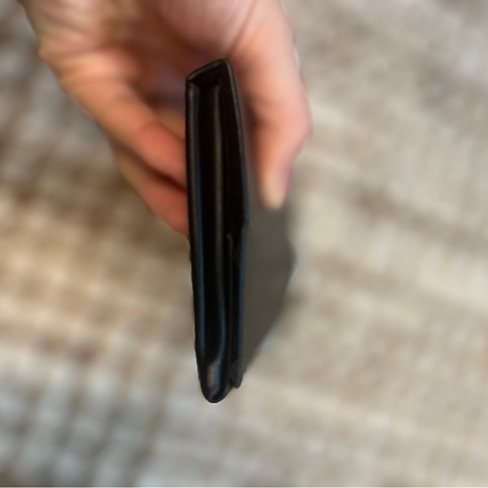 Dior foldable sunglasses case - Picture 4 of 4
